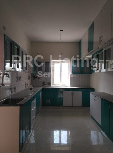 FLAT FOR SALE IN MAHINDRA