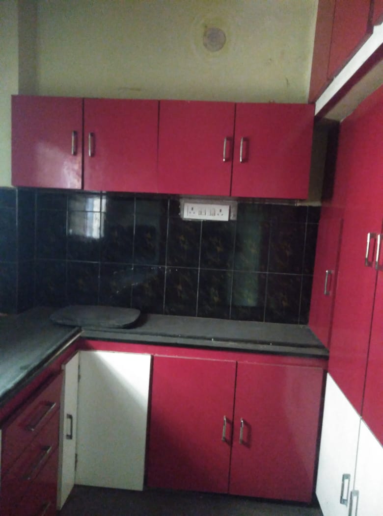 2 BHK FLAT FOR SALE IN HI
