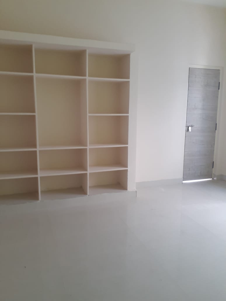 3 BHK FLAT FOR SALE AT MA