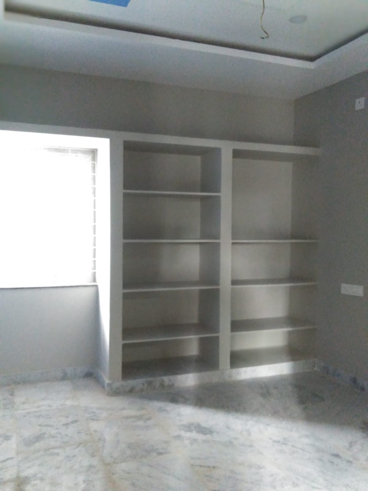2 BHK flat for sale in Ea