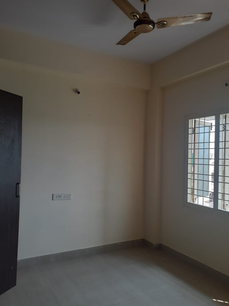 3 BHK flat for sale in Ea