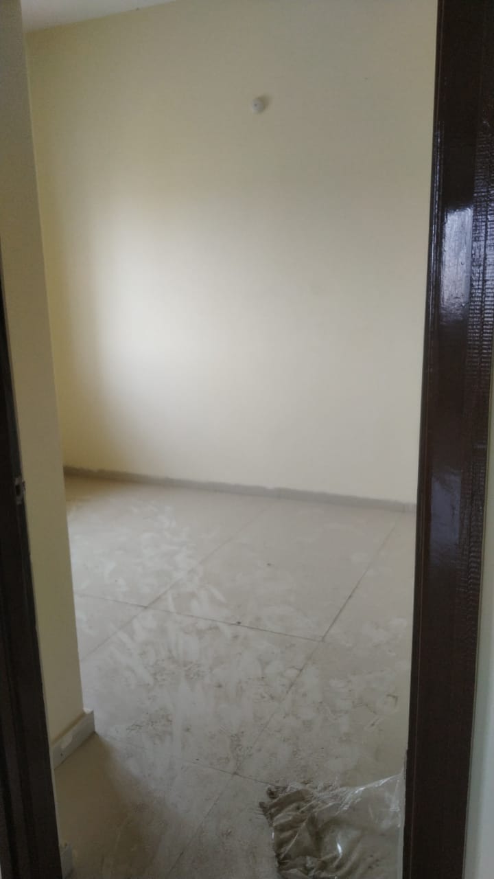 2 BHK  Flat For sale in M