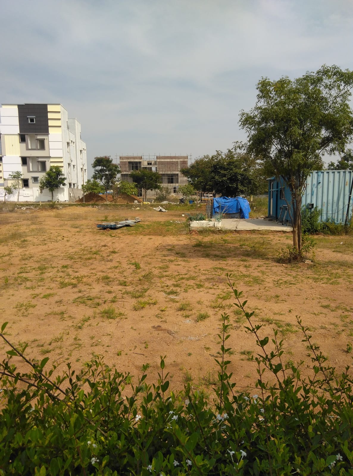Open Plot for sale in Kom