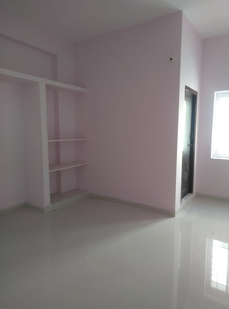 ft	3 BHK  Flat For sale i