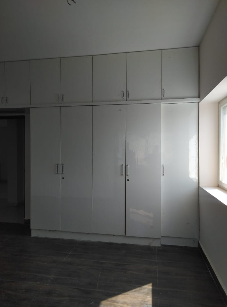 4 BHK Independent House f