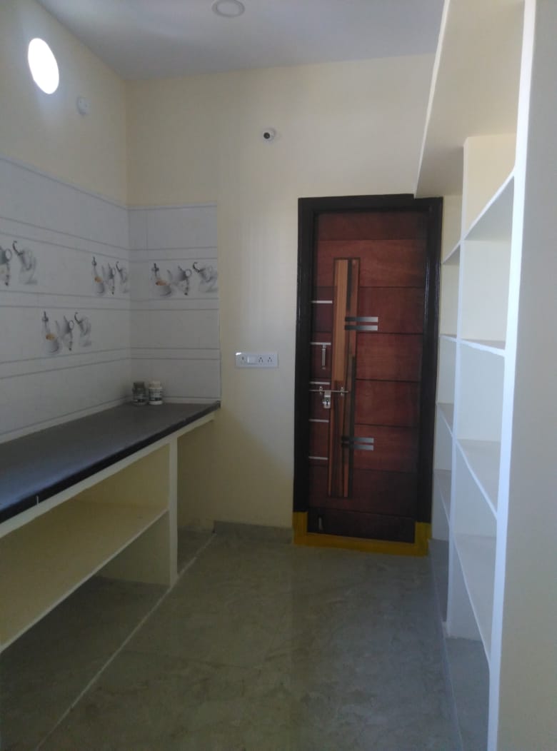 2 BHK Independent House f