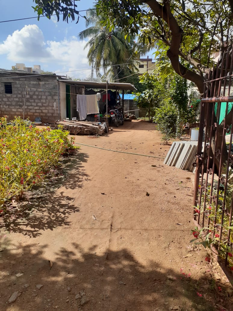 Open Plot for sale in Gac