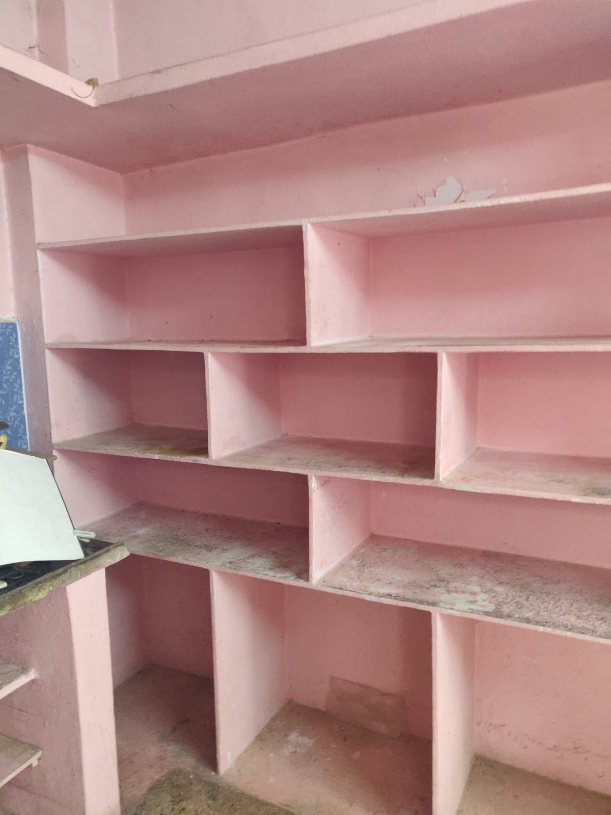 2 BHK Flat For sale in Tu