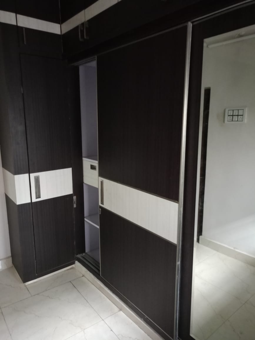 2 BHK Flat For sale in Ch