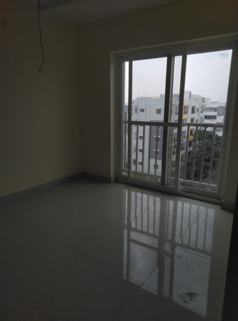 2 bhk flat for sale in Me