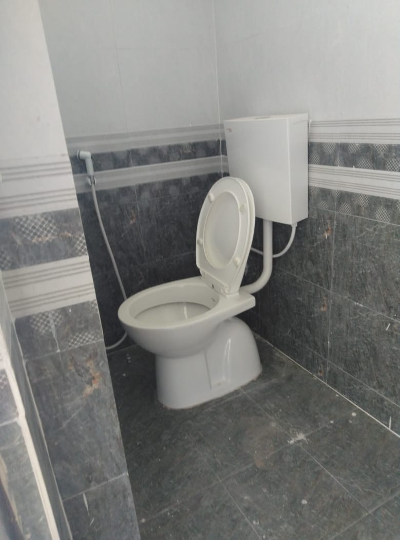 2 bhk flat for sale in Me