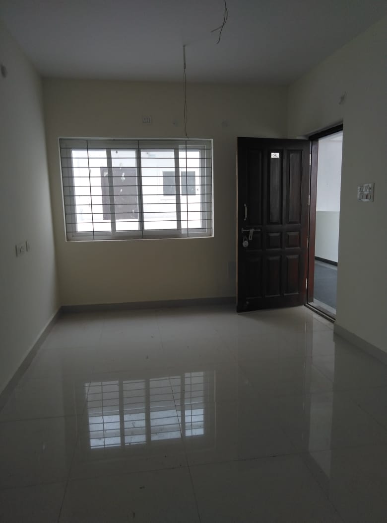 2 bhk flat for sale in Me
