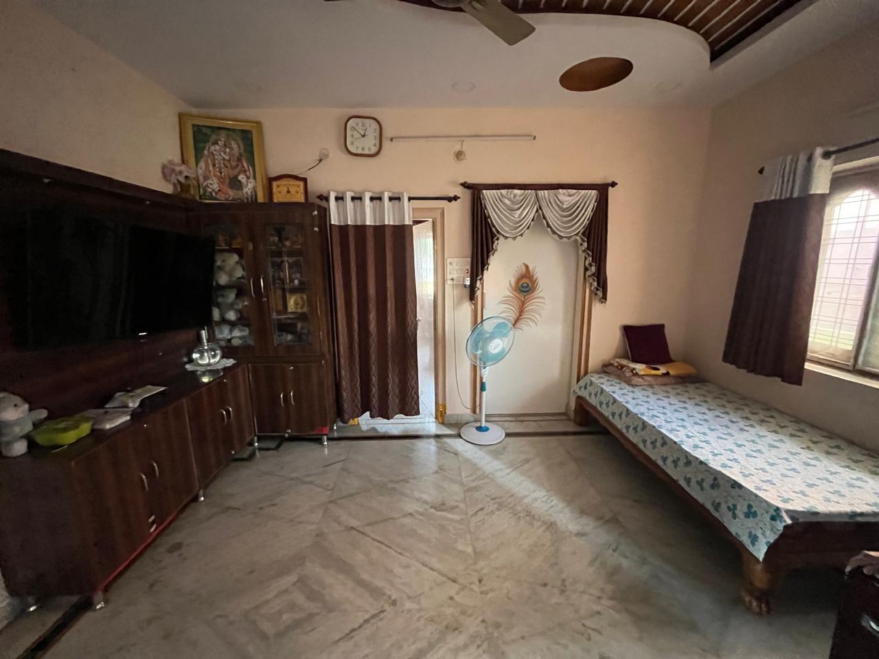 12 BHK Indedpendent House