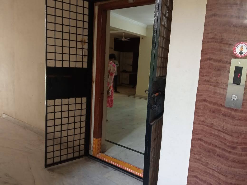 3 BHK Flat  for sale in H
