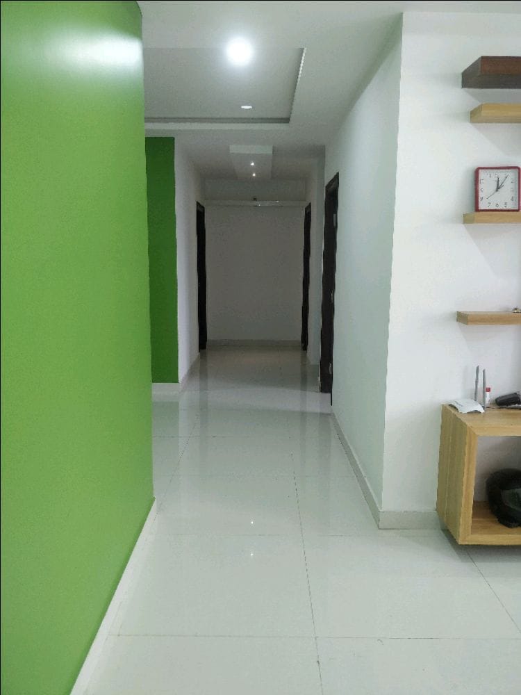 3 BHK Flat for sale in Hi