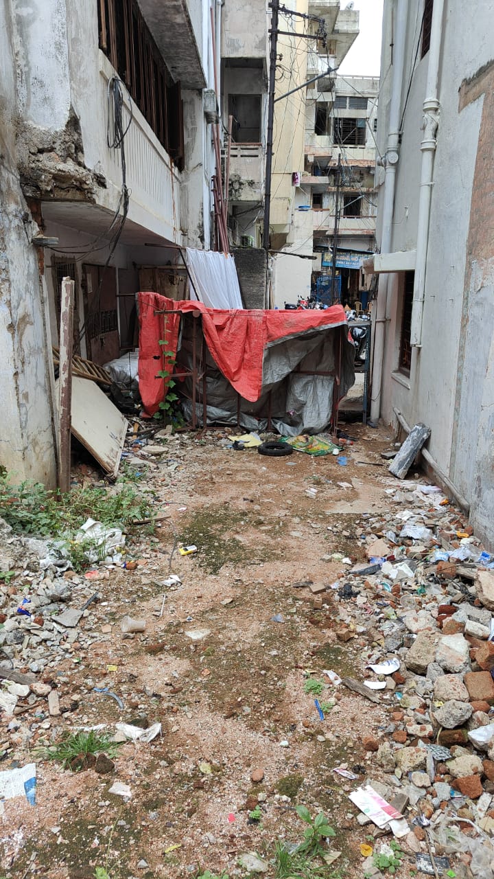 Open plot for sale in Kon