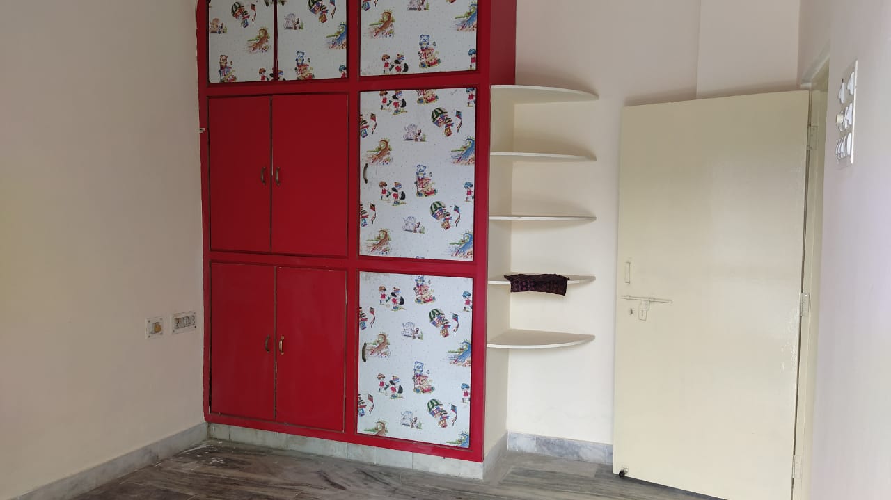 2 BHK Flat for sale in Ma