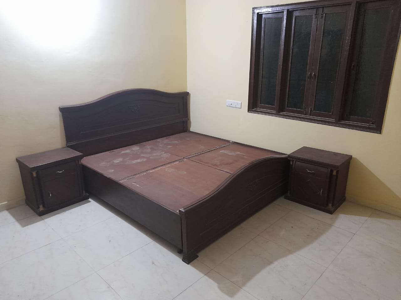 1 BHK Flat for sale in Sa