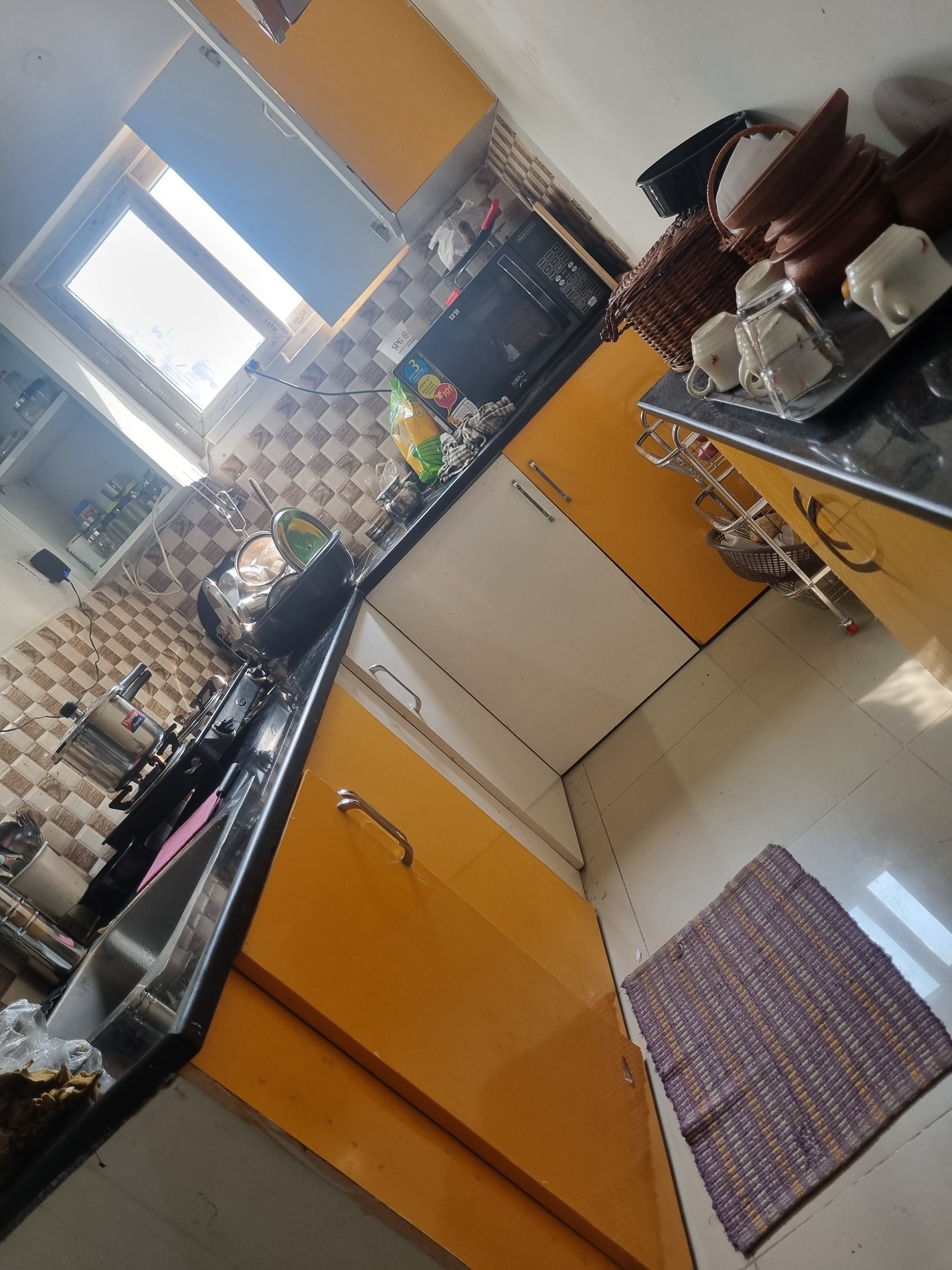 2 BHK Flat for sale in Ma