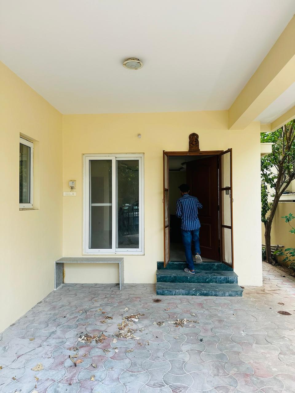 5 BHK Indedpendent Triple